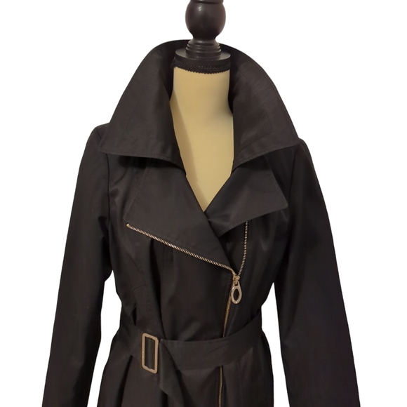 Ivanka Trump Belted Trench Coat Black Jacket Size Medium US Asymmetrical Zipper - Picture 3 of 13